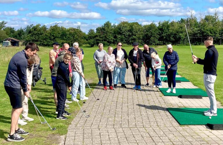 Prøv at spille golf i Hals Golfklub lørdagen før og lørdagen i efterårsferien