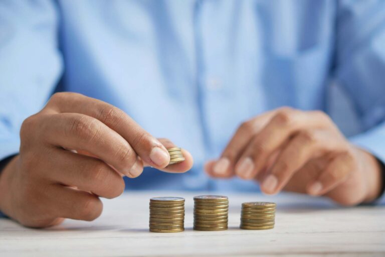 Opnå økonomisk balance: Vigtigheden af et regelmæssigt økonomitjek