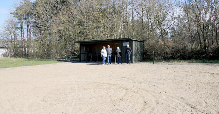 Så er petanque-spillerne i Ekkoparken klar til ny sæson