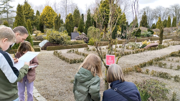 Æggejagt, fællesspisning og passion ved den niende time