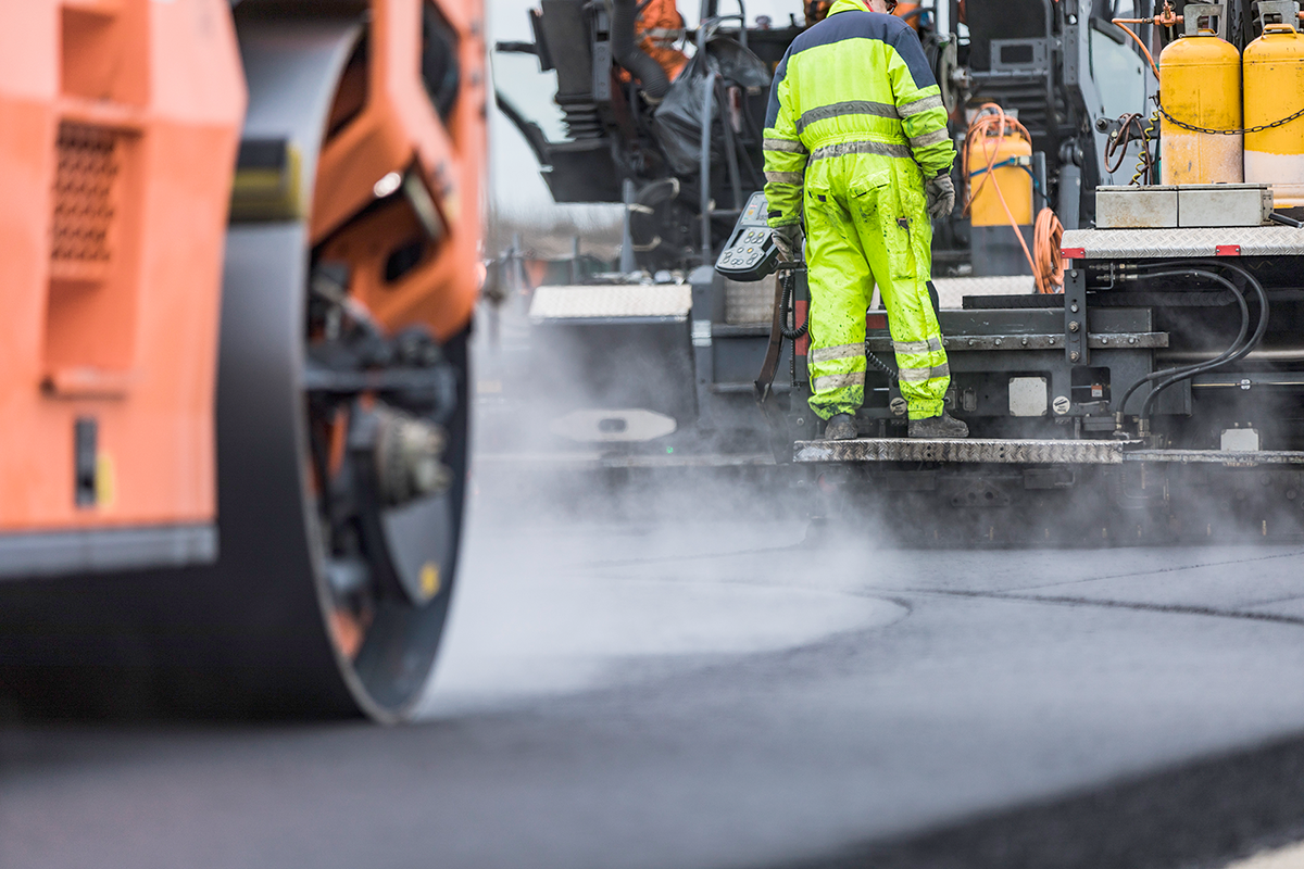 Motorvej får ny asfalt ved Hjallerup Motorvej får ny asfalt ved Hjallerup