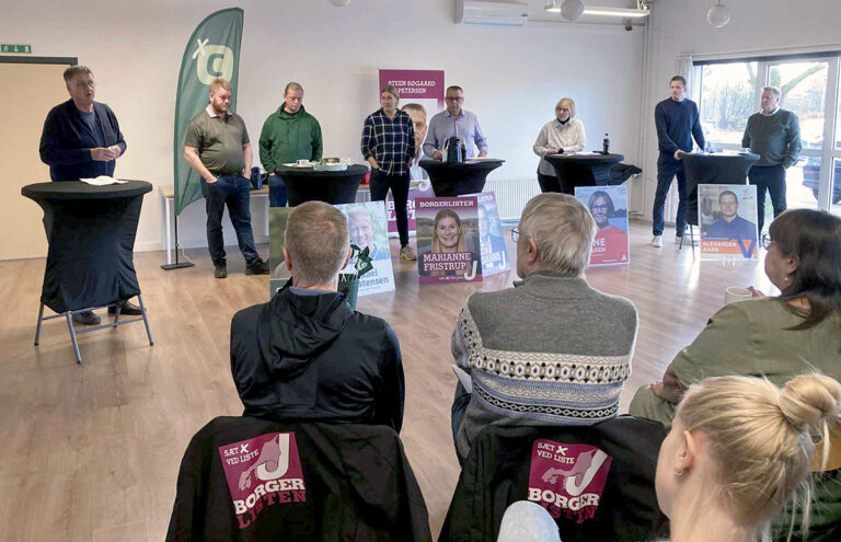 Vælgermøde i Hjallerup Idrætscenter