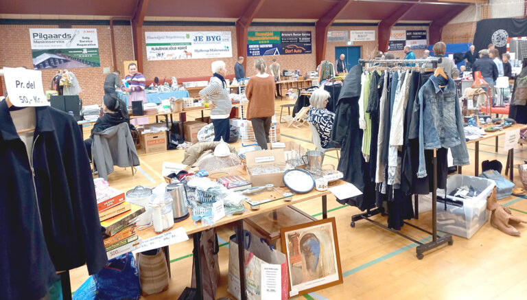 Loppemarked i Flauenskjold Hallen