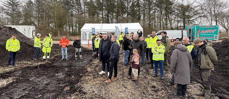 Første spadestik til solcellepark taget i Hjallerup