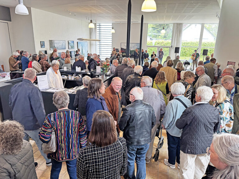 Stor interesse for Poul Anker Bech-udstilling i Vrå