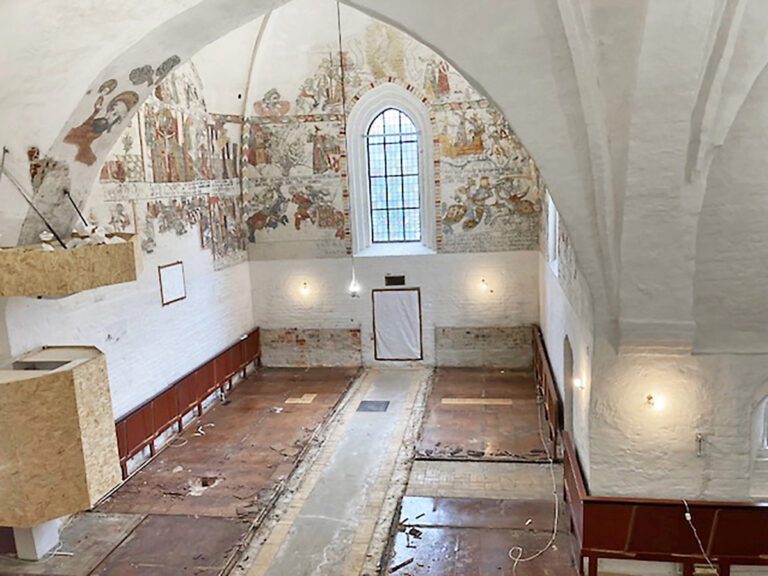 Dronninglund Kirke får omkring 3,5 millioner til istandsættelse